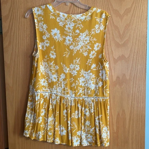 Staccato top - Picture 2 of 3